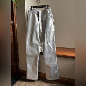 Silver shiny pants 🪩